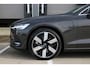 Volvo V60 T6 Automaat Plug-in hybrid AWD Essential Edition | Adaptieve Cruise Control | Stuurverwarming | Stoelverwarming | Verwarmbare Achterbank | Lederen Bekleding | Elektrische Lendensteunen | Automatisch Dimmende Spiegels | Getint Glas | 19 inch velgen