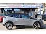 Peugeot 2008 130 Pk * Automaat ** GT ** Nieuw Model * Navigatie % Spotify via draadloos Apple Carplay / Android Auto * Keyless Entry & Start * 1/2 Lederen Interieur * Achteruitrij Camera * Vingerhoets; Vierde Generatie Eersteklas Service. Al meer dan 100 jaar........