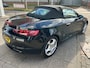 Alfa Romeo Spider 2.2 JTS Exclusive AIRCO I NAVIGATIE I LMV I ELEKTRISCH DAK I COMPLETE ONDERHOUDSHISTORIE Van tweede eigenaar, sinds 2009 in bezit gehad met complete onderhoudshistorie