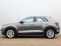 Volkswagen T-Roc 1.5 TSI R-Line | Stoelverwarming | Parkeersensoren | Lichtmetalen velgen