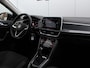 Volkswagen T-Roc 1.5 TSI R-Line | Stoelverwarming | Parkeersensoren | Lichtmetalen velgen