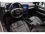 Volvo XC40 B4 Plus Dark Mild Hybrid 197pk | 2000 kg trekgewicht |Harman&Kardon Premium Audio | Elek.Verstelbare Voorstoelen| Memory Seats | Trekhaak | Google Maps | Verwarmbare Voorruit | Parkeer Camera Achter | Stoel & Stuurverwarming |