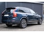 Volvo XC90 2.0 T8 Plug-in hybrid AWD Ultra Dark | Verwarmde Voorstoelen met Geheugen en Massagefunctie | Luchtvering | Semi- Elektrische Trekhaak | Panoramisch Schuif-Kanteldak | 360-Camera | Bowers & Wilkins audio |