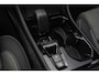 Volvo XC40 B4 Plus Dark | 2000 kg trekgewicht | Trekhaak | Stuur & Stoelverwarming | Pilot Assist | Elektrische Achterklep | Elektrische Stoelen | Google Services | Harman Kardon | 18 inch Licht Metaal