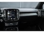 Volvo XC40 2.0 T4 Inscription | Trekhaak met afneembare kogel | Panoramisch Schuif-Kantel dak | Rear Parking Camera | Adaptive Cruise Controle | Extra donker glas achter !