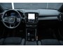 Volvo EX40 Single Motor Extended Range Ultra Black Ed. 82 kWh | Verwarmbare voorstoelen | Verwarmbaar stuurwiel | Premium audio by Harman Kardon | Panoramadak | Rondom zichtcamera | 20 inch Lichtmetalen velgen | Alarmklasse 3