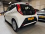 Toyota Aygo X X-PLAY AUTOMAAT 67DKM 1E EIGENAAR NL AUTO NAP APPLE/CARPLAY CAMERA LED BLUETOOTH AIRCO!!