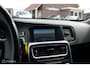 Volvo V60 1.6 T3 Kenetic AUTOMAAT CLIMA GOED ONDERHOUDEN