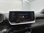 Peugeot 2008 SUV GT 130pk Automaat | Navigatie | Schuif-/kanteldak | Achteruitrijcamera | 3D Cockpit | Climate Control | Cruise Control | Parkeersensoren v+a | Armsteun | Keyless start | Full Led koplampen | Dodehoeksensor | Half lederen sportstoelen | Bluetooth | Draadloze telefoonlader | Apple CarPlay / Android Auto | DAB+ radio | Donker getint glas | 17" lichtmetalen velgen |