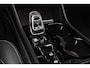 Volvo XC40 T4 Inscription - Panorama/schuifdak - IntelliSafe Surround - Parkeercamera achter - Parkeersensoren voor & achter - Verwarmde voorstoelen - Cruise control - High Performance Audio - Extra getint glas - 18' LMV