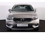 Volvo XC40 T4 Inscription - Panorama/schuifdak - IntelliSafe Surround - Parkeercamera achter - Parkeersensoren voor & achter - Verwarmde voorstoelen - Cruise control - High Performance Audio - Extra getint glas - 18' LMV