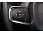 Volvo XC40 T4 Inscription - Panorama/schuifdak - IntelliSafe Surround - Parkeercamera achter - Parkeersensoren voor & achter - Verwarmde voorstoelen - Cruise control - High Performance Audio - Extra getint glas - 18' LMV