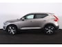 Volvo XC40 T4 Inscription - Panorama/schuifdak - IntelliSafe Surround - Parkeercamera achter - Parkeersensoren voor & achter - Verwarmde voorstoelen - Cruise control - High Performance Audio - Extra getint glas - 18' LMV