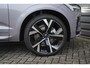 Volvo XC60 2.0 T6 Plug-in hybrid AWD Ultra Dark | Executive-pakket | 22"Velgen | Bowers & Wilkins audiosysteem | Actieve luchtvering met FOUR-C | Massagefunctie voorstoelen |
