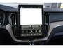 Volvo XC60 2.0 T6 Plug-in hybrid AWD Ultra Dark | Executive-pakket | 22"Velgen | Bowers & Wilkins audiosysteem | Actieve luchtvering met FOUR-C | Massagefunctie voorstoelen |