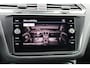 Volkswagen Tiguan 1.4 TSI ACT Comfortline Business | NAP! | R-LINE | DYNAUDIO | STOELVERWARMING | ELEK.TREKHAAK |