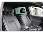 Volkswagen Tiguan 1.4 TSI ACT Comfortline Business | NAP! | R-LINE | DYNAUDIO | STOELVERWARMING | ELEK.TREKHAAK |