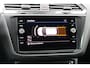 Volkswagen Tiguan 1.4 TSI ACT Comfortline Business | NAP! | R-LINE | DYNAUDIO | STOELVERWARMING | ELEK.TREKHAAK |