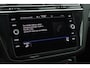 Volkswagen Tiguan 1.4 TSI 245pk eHybrid 2x R-Line Trekhaak Stoelverwarming Virtual Cockpit Navigatie