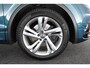 Volkswagen Tiguan 1.4 TSI 245pk eHybrid 2x R-Line Trekhaak Stoelverwarming Virtual Cockpit Navigatie
