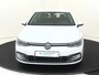 Volkswagen Golf 1.4 eHybrid Style | Parkeersensoren | 3-zone airco | Stoel- en stuurwielverwarming | Adaptieve cruise control | CarPlay | Navigatie | Digital cockpit |