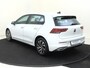Volkswagen Golf 1.4 eHybrid Style | Parkeersensoren | 3-zone airco | Stoel- en stuurwielverwarming | Adaptieve cruise control | CarPlay | Navigatie | Digital cockpit |