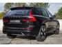 Volvo XC60 2.0 T6 Plug-in hybrid AWD Ultra Dark Verwarmbare voorstoelen en achterbank | 360 camera | Trekhaak