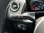 Mercedes-Benz GLB 200 Business Solution Luxury 163pk | Dodehoeksensoren | Elektrische Achterklep | Volledig Leder | Stoelverwarming | Achteruitrijcamera | Eerste eigenaar