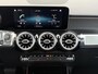 Mercedes-Benz GLB 200 Business Solution Luxury 163pk | Dodehoeksensoren | Elektrische Achterklep | Volledig Leder | Stoelverwarming | Achteruitrijcamera | Eerste eigenaar