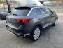Volkswagen T-Roc 1.5 TSI Sport // LED // NAVI+CARPLAY // CLIMA // STOELVERWARMING // PDC V+A //