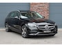 Mercedes-Benz C-klasse Estate 300 e Luxury Line | Panoramadak | Camera | Cruise Control | Sfeerverlichting | Dodehoekassistent | High Perf. LED | Apple Carplay/Android Auto | Stoelverwarming |
