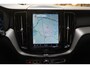 Volvo XC60 T6 Plug-in hybrid AWD Ultra Dark 350pk | Pano. dak | 360 Camera | Trekhaak | Stoel/Stuurwiel verwarming | 20 inch |