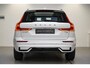 Volvo XC60 T6 Plug-in hybrid AWD Ultra Dark 350pk | Pano. dak | 360 Camera | Trekhaak | Stoel/Stuurwiel verwarming | 20 inch |