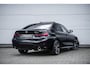 BMW 3-Serie 330e xDrive Sedan Hybrid | Vol | M Sport | Glazen Schuifdak | H&K | Innovation | Head Up |19 inch |