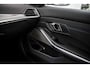 BMW 3-Serie 330e xDrive Sedan Hybrid | Vol | M Sport | Glazen Schuifdak | H&K | Innovation | Head Up |19 inch |