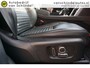 Land Rover Discovery Sport P300E 1.5 S 309PK ORIGINEEL NEDERLANDS VOLLEDIG DEALER ONDERHOUDEN! CAMERA DIGITALE COCKPIT FULL LED NAVI ANDROID-APPLECARPLAY STOELVERWARMING ELECTR.STOELEN LEDER KEYLESS CLIMA CRUISE BLUETOOTH PDC V+A ENZ...
