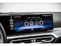 BMW 3-Serie 330e xDrive Sedan Hybrid | M Sport | Glazen Schuifdak | H&K | Innovation | Head Up |19 inch |
