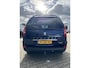 Peugeot 807 2.2 ST, 6 persoons, climatronic, cruisecontrol, trekhaak, electrische schuifdeuren, nieuwe APK, diverse krassen aan buitenkant.