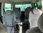 Peugeot 807 2.2 ST, 7 persoons, climatronic, cruisecontrol, trekhaak, electrische schuifdeuren, nieuwe APK, diverse krassen aan buitenkant, 1 extra stoel is erbij maar niet afgebeeld.