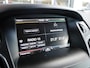 Ford Focus Wagon 1.0 First Edition | Stoel en stuurverwarming | Trekhaak | Navigatie | Elektrische ramen | Keyless start | Lichtmetalen velgen | Voorruitverwarming | Cruise control | Parkeersensoren voor en achter