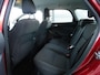 Ford Focus Wagon 1.0 First Edition | Stoel en stuurverwarming | Trekhaak | Navigatie | Elektrische ramen | Keyless start | Lichtmetalen velgen | Voorruitverwarming | Cruise control | Parkeersensoren voor en achter