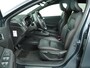 Renault Clio TCe 90 GPF Initiale Paris | Zwart leder | BOSE Audio | Parkeercamera |