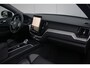 Volvo XC60 2.0 T6 Plug-in hybrid AWD Plus Black Edition Adaptive Cruise & Pilot Assist | Panoramisch Schuif-/Kanteldak | 360-Camera | Harman Kardon Premium Audio | Draadloze Telefoonlader