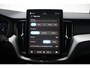 Volvo XC60 2.0 T6 Plug-in hybrid AWD Plus Black Edition Adaptive Cruise & Pilot Assist | Panoramisch Schuif-/Kanteldak | 360-Camera | Harman Kardon Premium Audio | Draadloze Telefoonlader