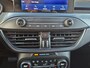 Ford Focus Wagon 1.0 EcoBoost 125PK Active Automaat Winterpack 17" Velgen Navigat