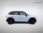MINI Countryman Mini 1.6 Cooper | Trekhaak | Climate Control | Stoelverwarming | Park. Sensor | Elek. Ramen + Spiegels | Rijklaarprijs!