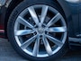 Volkswagen Passat Variant 1.4 TSI PHEV GTE Business | Trekhaak | Standkachel | Stoelverwarming | Discovery Pro Navigatie | Virtual Cockpit | Adaptieve Cruise Control | Climate Control | Camera | 19'' Lichtmetalen Velgen | PDC | Metallic Lak |