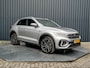 Volkswagen T-Roc 1.5 TSI R-Line Business+ | Keyless | Elk. A-klep | Camera | IQ Light | Side Assist | Prijs Rijklaar!!