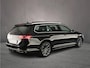 Volkswagen Passat Variant R-Line Business 1.5 TSI 150pk DSG Automaat Trekhaak, Panoramadak, LED matrix koplampen, Elektrische achterklep, Achteruitrijcamera