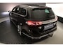 Volkswagen Passat Variant R-Line Business 1.5 TSI 150pk DSG Automaat Trekhaak, Panoramadak, LED matrix koplampen, Elektrische achterklep, Achteruitrijcamera